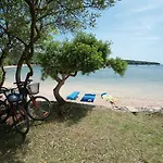Üdülőpark Maistra Vestar Mobile Homes Rovinj