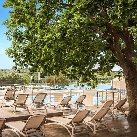 Maistra Vestar Mobile Homes Tatil parkı 5*