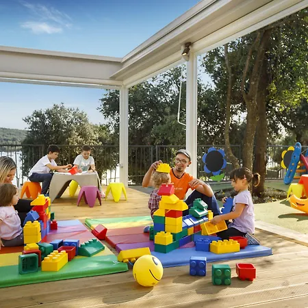 Maistra Vestar Mobile Homes Vakantiepark