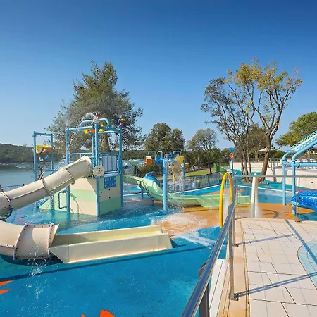 Πάρκο διακοπών Maistra Vestar Mobile Homes 5*