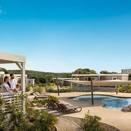 Maistra Vestar Mobile Homes 5*