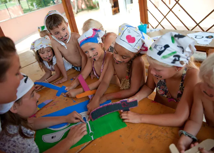 פארק נופש Maistra Vestar Mobile Homes רוביני