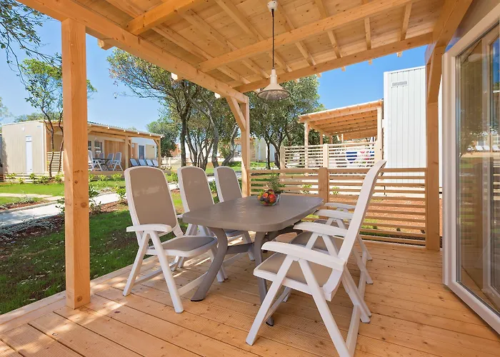 Maistra Vestar Mobile Homes רוביני