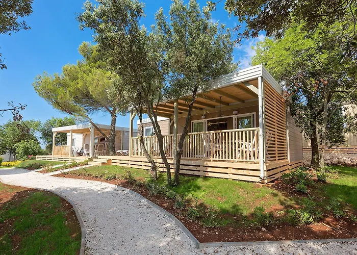 Maistra Vestar Mobile Homes רוביני