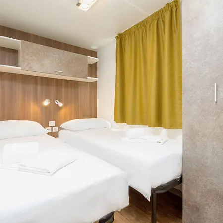 Prázdninový areál Maistra Vestar Mobile Homes 5*